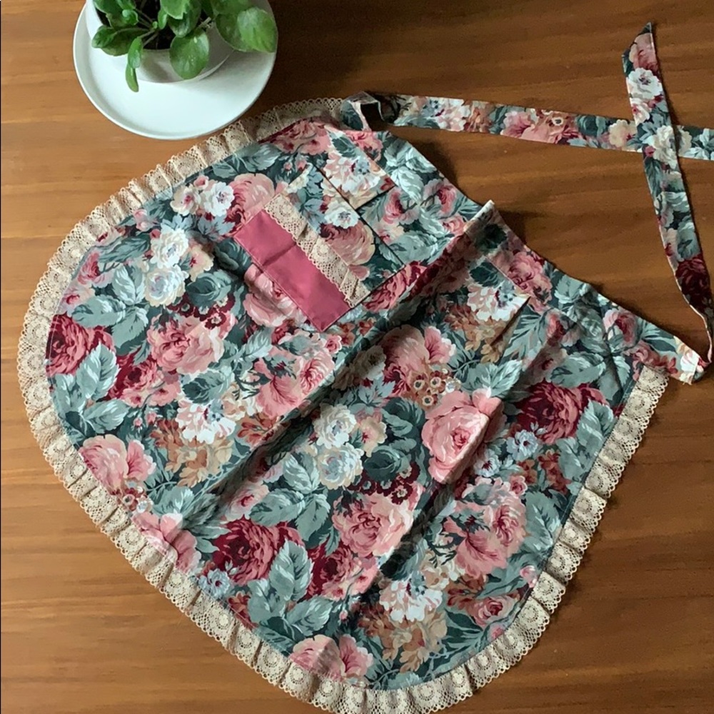 Vintage Romantic Floral Print Cottagecore Apron